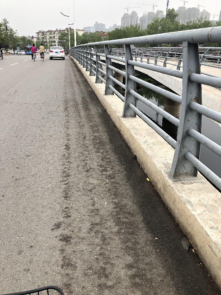 不銹鋼噴涂新選擇：醇酸磁漆，保護(hù)與美觀并存