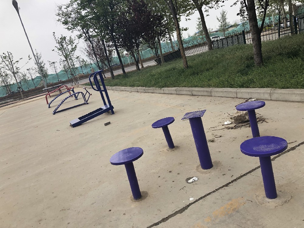 運(yùn)動(dòng)器材煥新顏：專業(yè)醇酸漆，打造持久活力風(fēng)采
